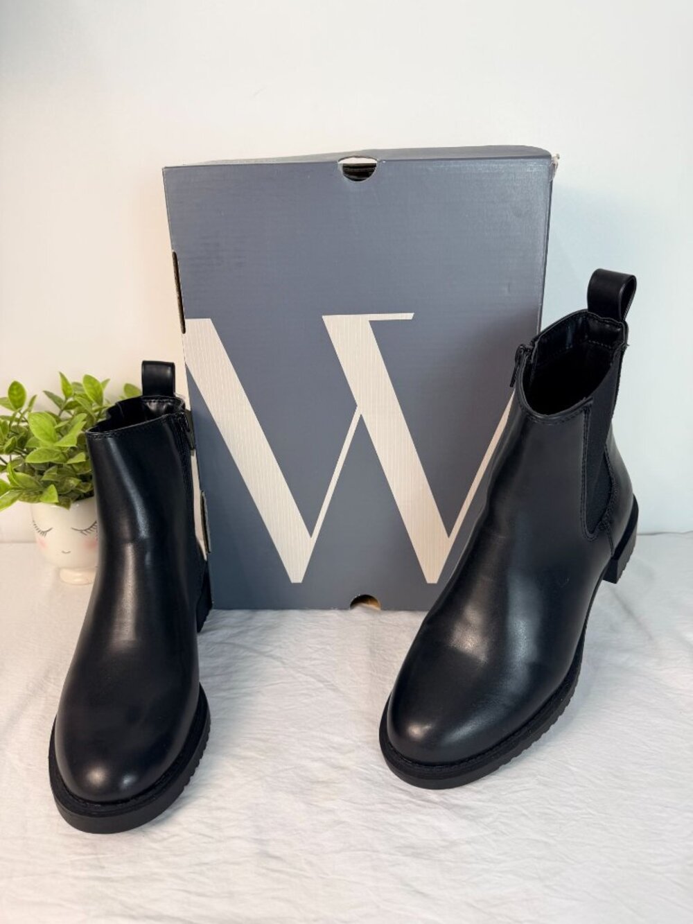Worthington Black Chelsea Ankle Boots Womens 6.5M Zip Low Heel New - Picture 12 of 12
